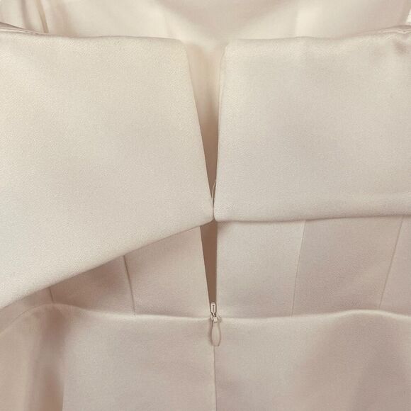 Elliatt Maelle Strapless Mini Dress - Picture 13 of 14